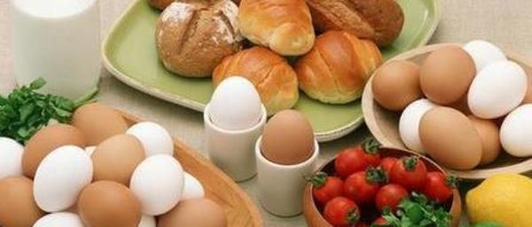 Are red eggs more nutritious than white eggs?�