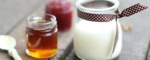 Early pregnancy to drink pure milk and honey water stomach pain�
