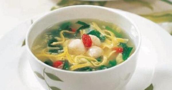 ?How to make a beautifying and nourishing soup?