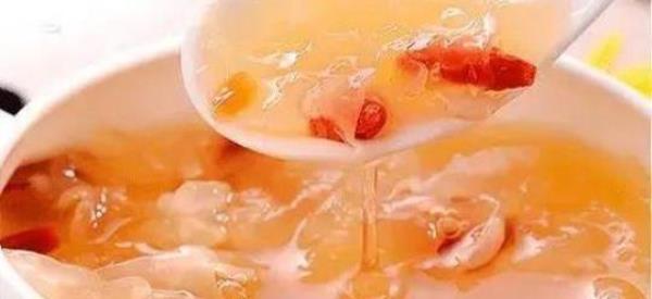 How to make Tremella, Red Dates and Wolfberry Soup