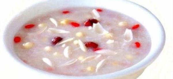 Introduction to the home recipe of red date and lily porridge