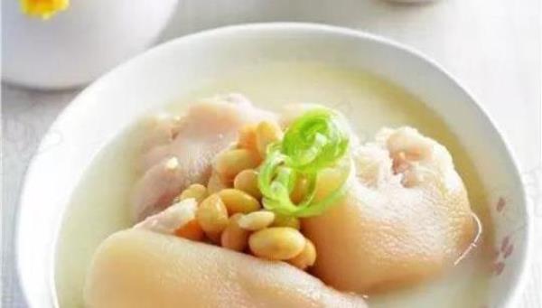 How to make pig foot milk soup