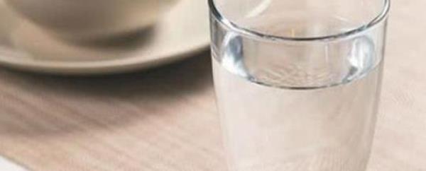 What are the benefits of drinking a glass of salt water in the morning?