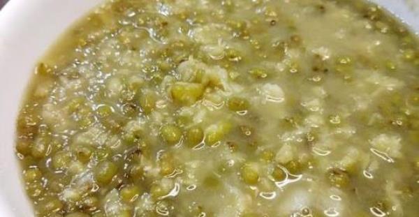 How to make mung bean soup in an electric pressure cooker?