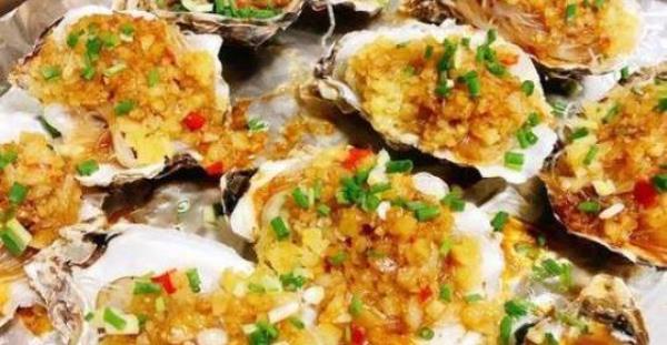 What are the precautions for roasting oysters?
