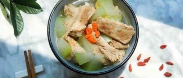 Can pregnant women eat pork ribs and winter melon soup?