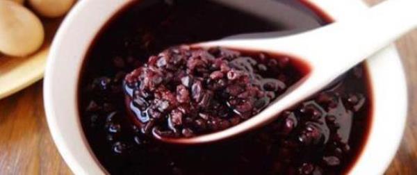 How to make black rice porridge to nourish the kidneys