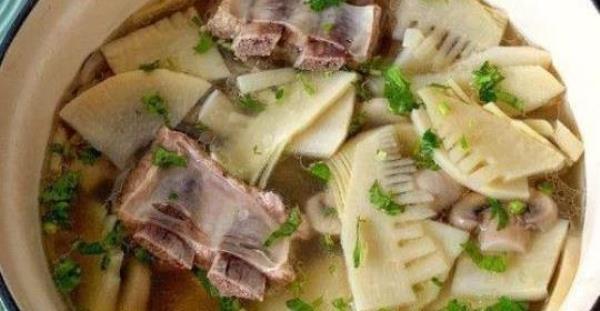 How to make fragrant snail and winter bamboo shoot soup