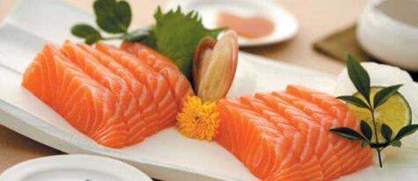 How to cook salmon - Precautions when eating salmon