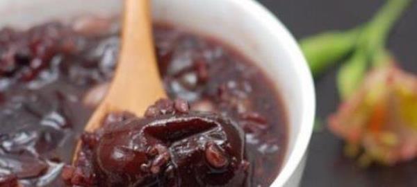 ?How to make kidney-tonifying black rice porridge