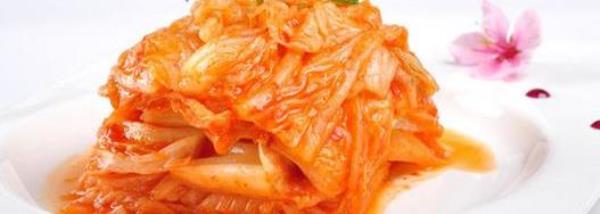 How to make hot and sour cabbage? What nutrition does hot and sour cabbage have?